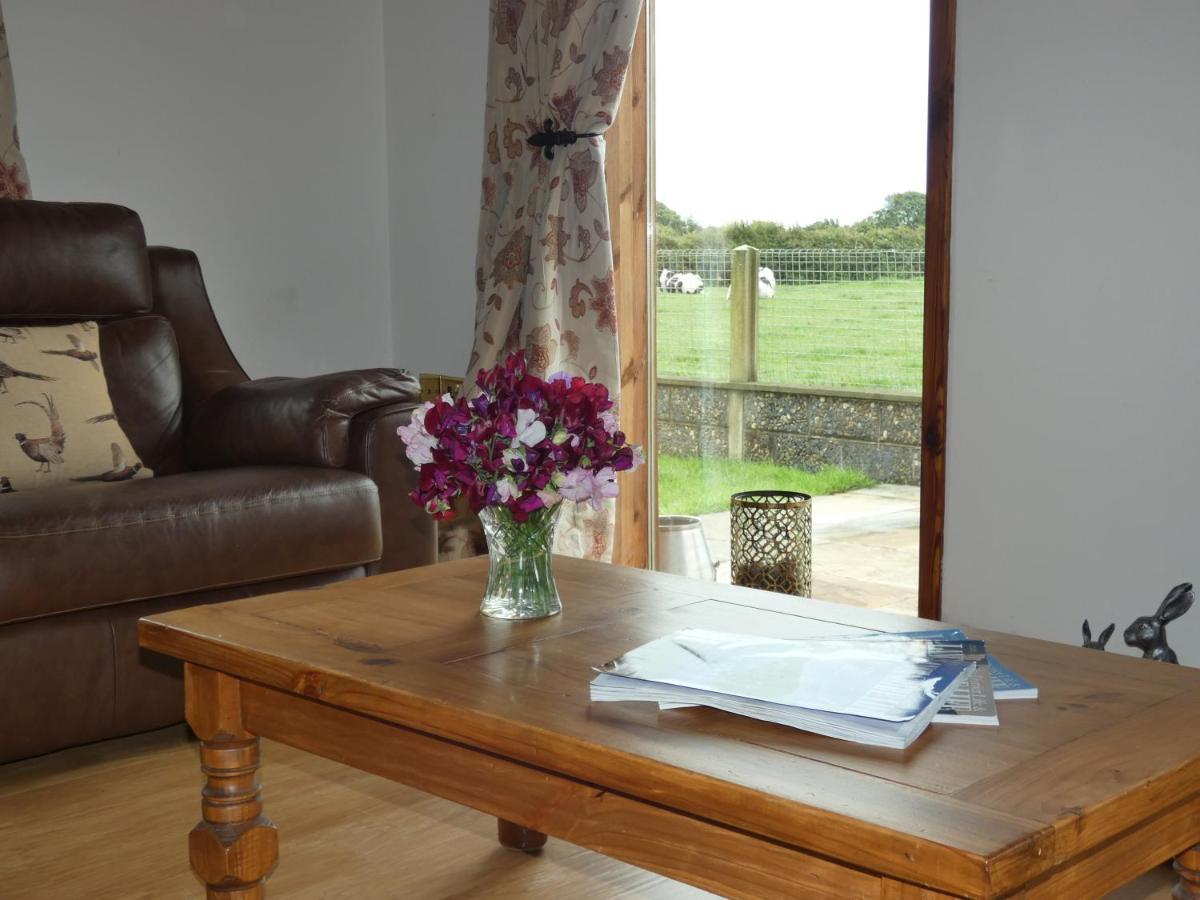 Chestnut Lodge Pilling Buitenkant foto