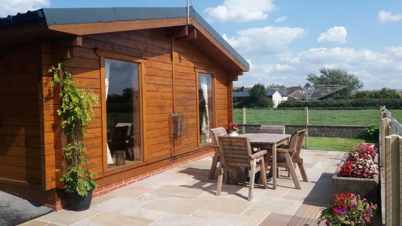 Chestnut Lodge Pilling Buitenkant foto