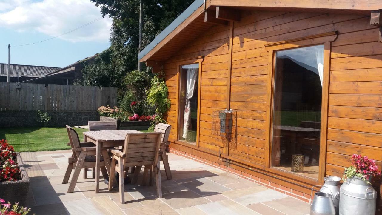 Chestnut Lodge Pilling Buitenkant foto